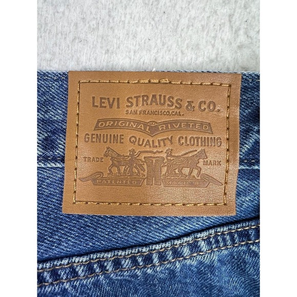 Levis Premium Baggy Dad Jeans Womens 31 Blue Medium Wash High Rise Denim Wide - Picture 3 of 16